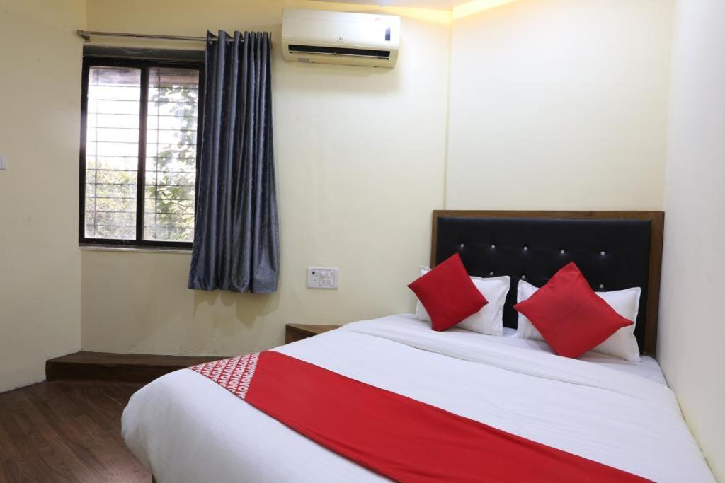 Hotel Indigo Inn Bombay Extérieur photo